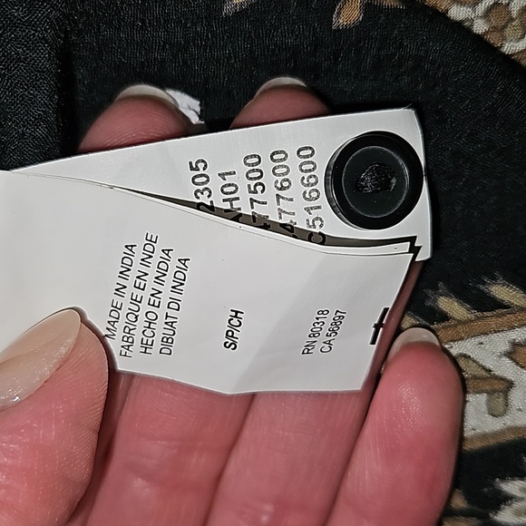 💕 Lucky Brand Black Paisley Top, BOGO eligible - Picture 5 of 6